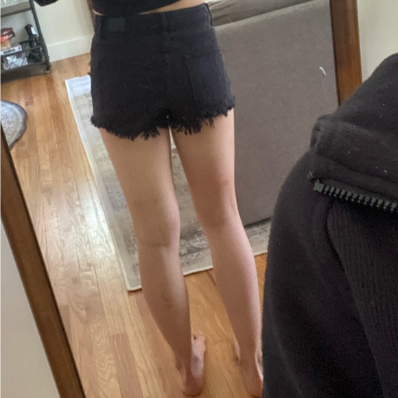 BDG black jean shorts size 26 - Picture 5 of 5
